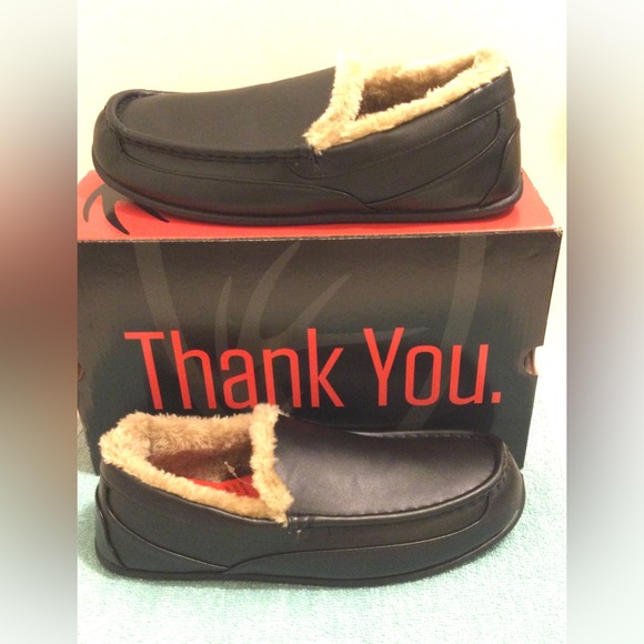 Men’s Black Faux Leather Slippers - Picture 2 of 7